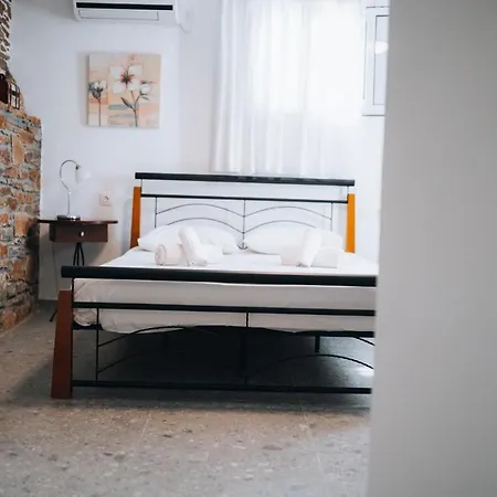 Naousa Villas Agios Stefanos (Kythnos)