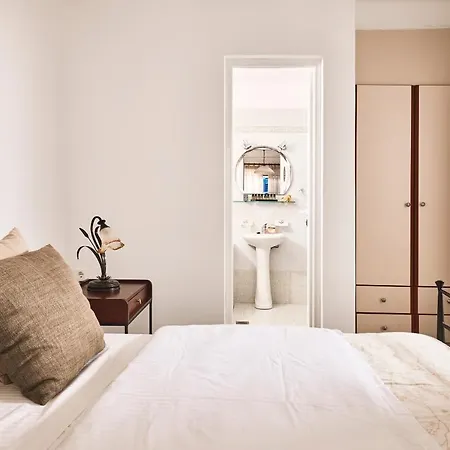 Naousa Villas *