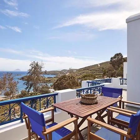 Hébergement de vacances Naousa Villas *